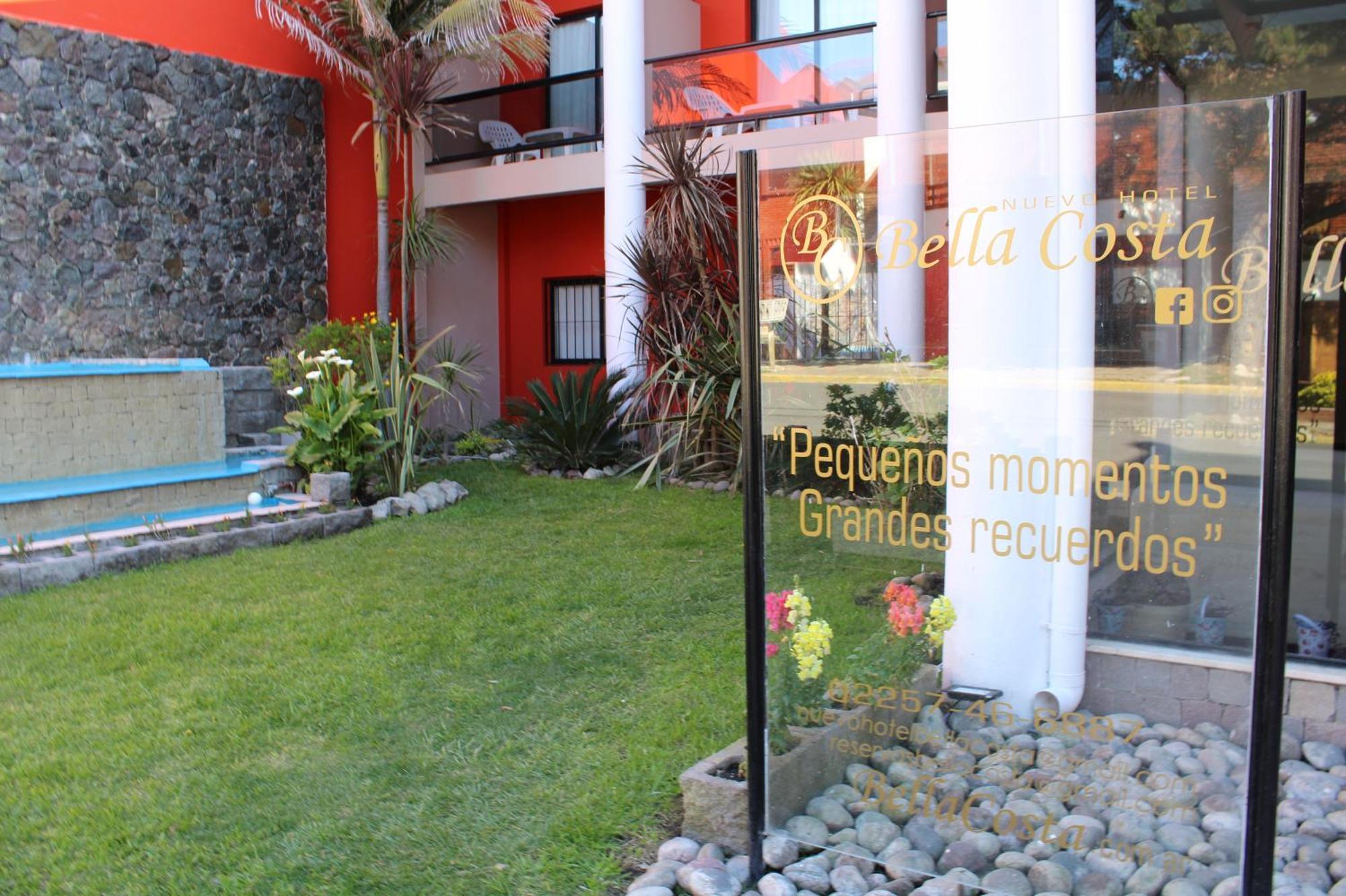 Hotel Bella Costa ลาลูซิลา เดล มาร์ ภายนอก รูปภาพ